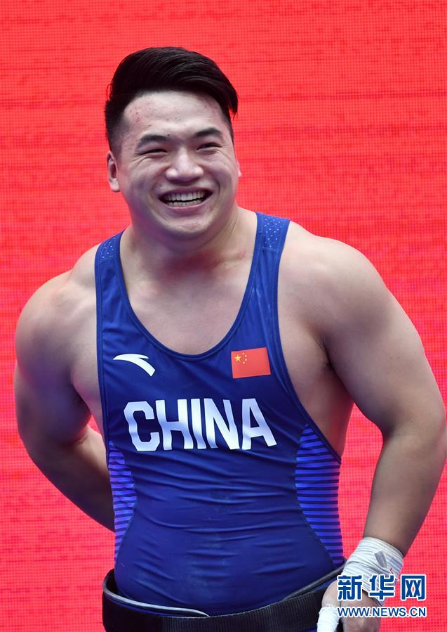 (體育)(4)舉重——世界杯:田濤獲男子96公斤級(jí)挺舉和總成績(jī)冠軍
